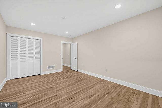 2 PERSHING AVE, Ewing, NJ 08618