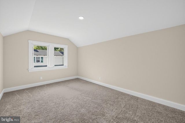 2 PERSHING AVE, Ewing, NJ 08618