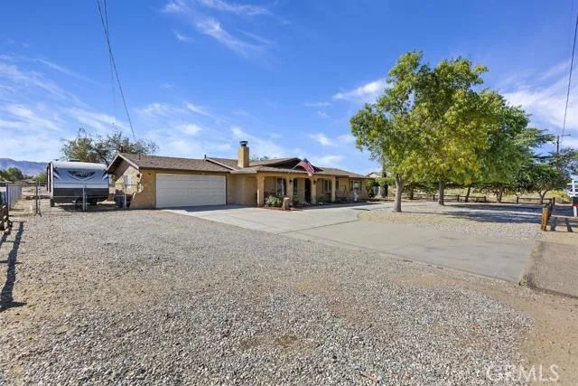 21775 Sioux Road, Apple Valley, CA 92308