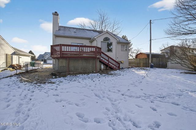 1957 Carvelle Drive, Northwood, OH 43619