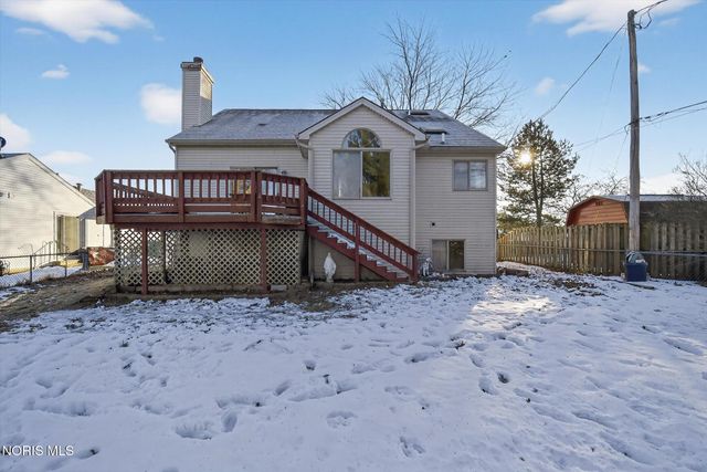 1957 Carvelle Drive, Northwood, OH 43619