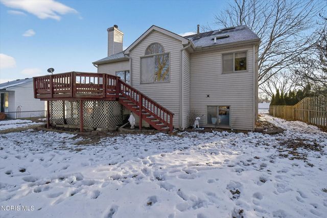 1957 Carvelle Drive, Northwood, OH 43619