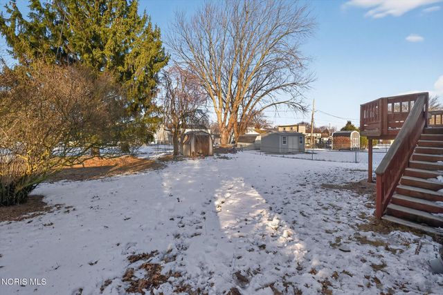 1957 Carvelle Drive, Northwood, OH 43619