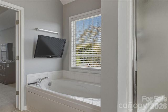 1505 Forest Pointe Lane, Gastonia, NC 28056