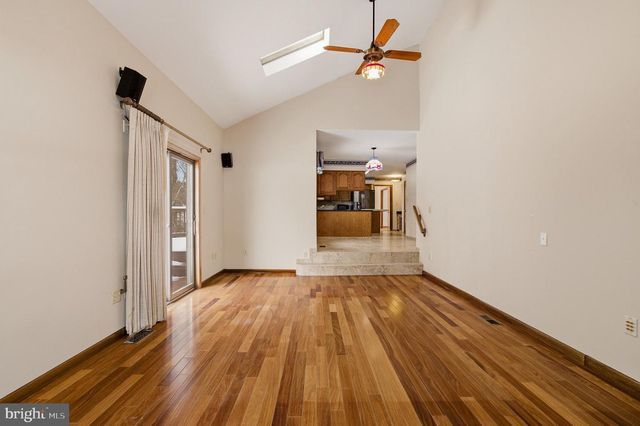 1290 WHIRL A WAY CT, Gambrills, MD 21054