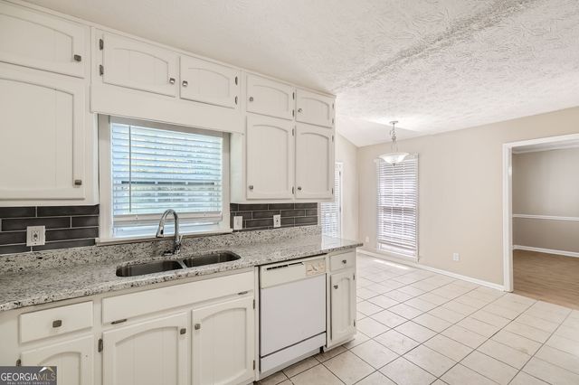 849 Ridge Avenue, Stone Mountain, GA 30083