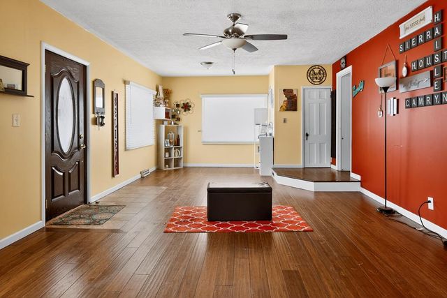 986 Woodland Rd., Mansfield, OH 44907