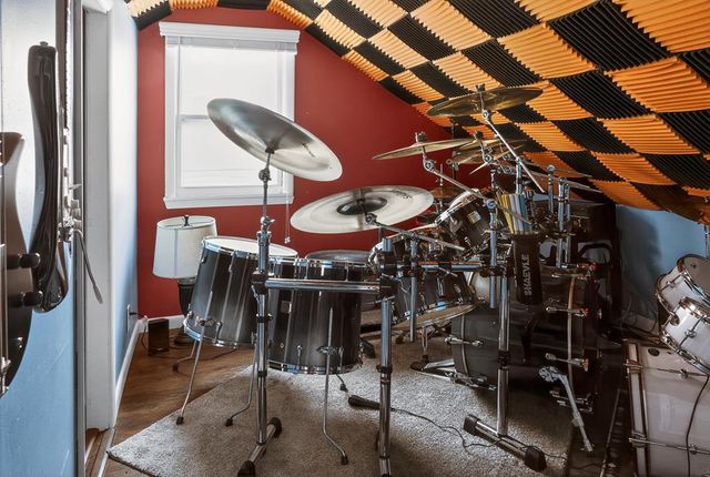 986 Woodland Rd., Mansfield, OH 44907