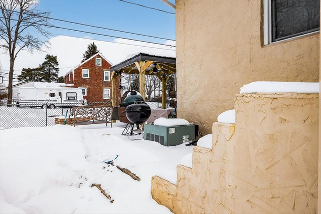 986 Woodland Rd., Mansfield, OH 44907