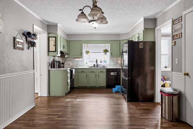 986 Woodland Rd., Mansfield, OH 44907