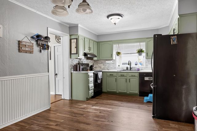 986 Woodland Rd., Mansfield, OH 44907