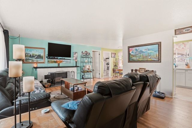 6908 N Washington St, Spokane, WA 99208