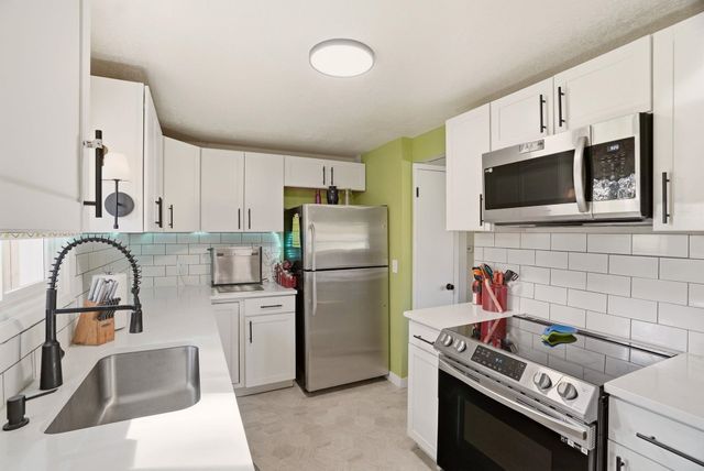 6908 N Washington St, Spokane, WA 99208