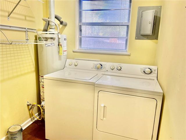 308 IRIS PARK Drive, Pineville, LA 71360