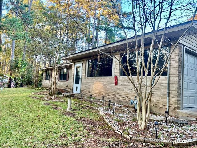 308 IRIS PARK Drive, Pineville, LA 71360