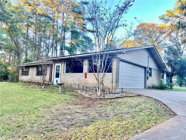308 IRIS PARK Drive, Pineville, LA 71360