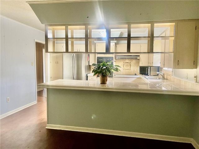 308 IRIS PARK Drive, Pineville, LA 71360