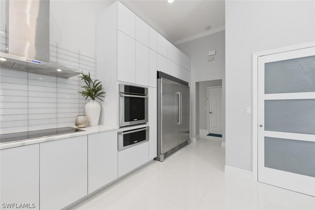 1520 Oakes BLVD, Naples, FL 34119