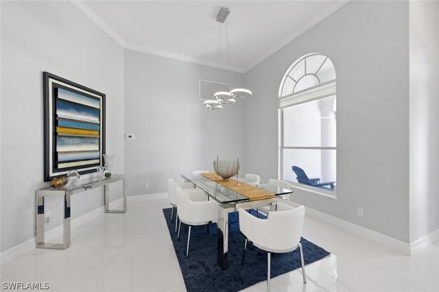 1520 Oakes BLVD, Naples, FL 34119