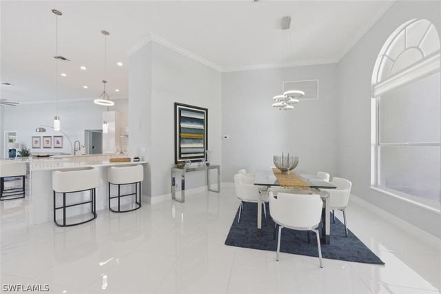 1520 Oakes BLVD, Naples, FL 34119