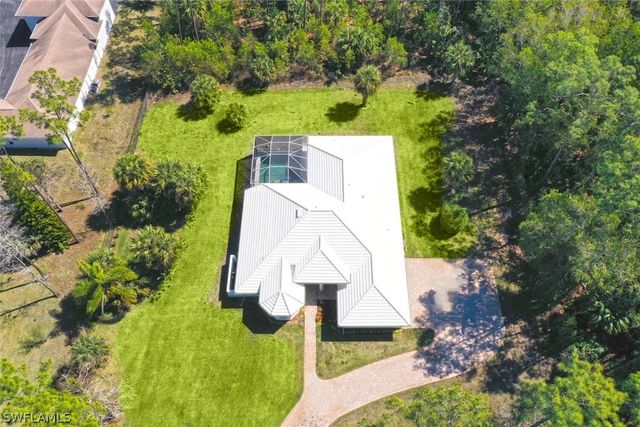 1520 Oakes BLVD, Naples, FL 34119