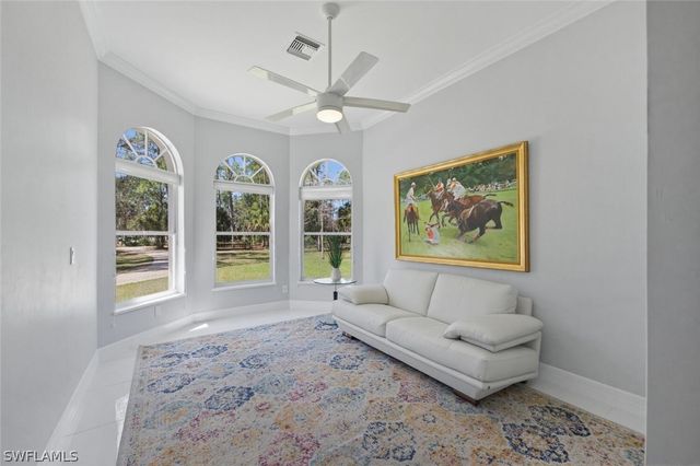 1520 Oakes BLVD, Naples, FL 34119