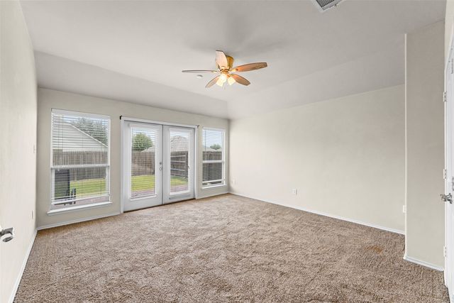 2023 Sterling Gate Drive, Heartland, TX 75126