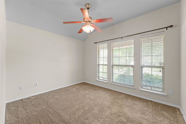 2023 Sterling Gate Drive, Heartland, TX 75126