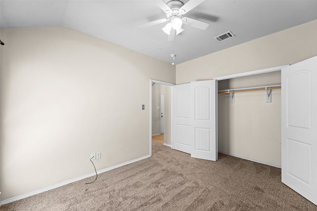 2023 Sterling Gate Drive, Heartland, TX 75126