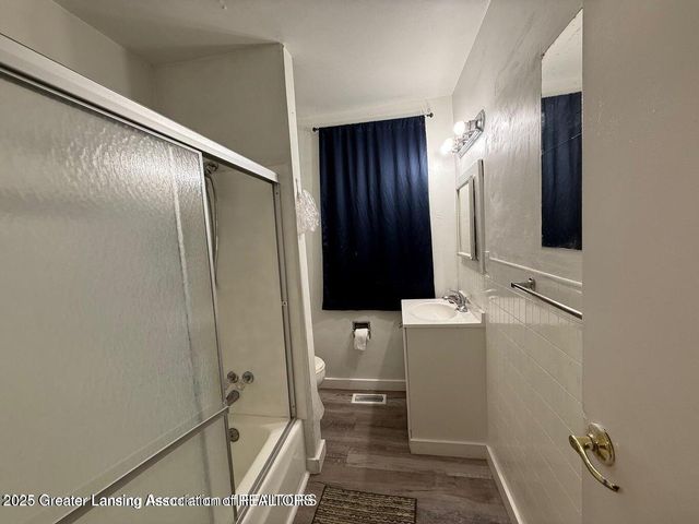 1624 N High Street, Lansing, MI 48906