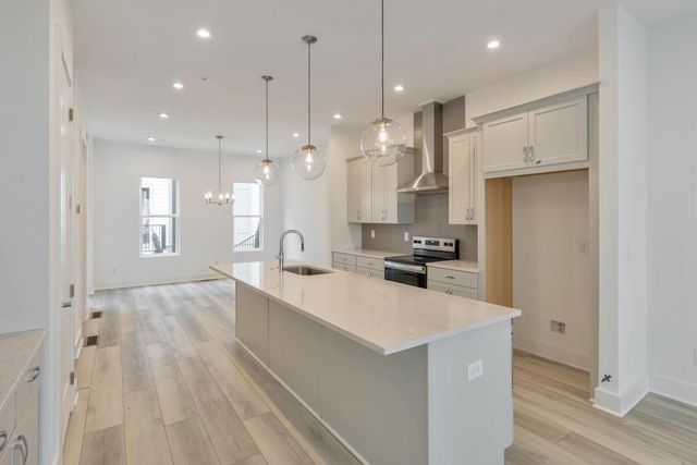 517 Motivation NW Circle, Atlanta, GA 30309