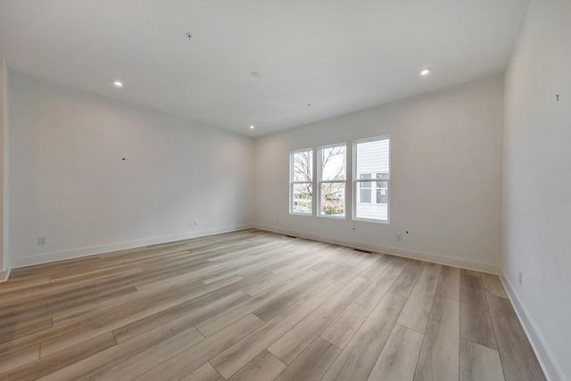 517 Motivation NW Circle, Atlanta, GA 30309