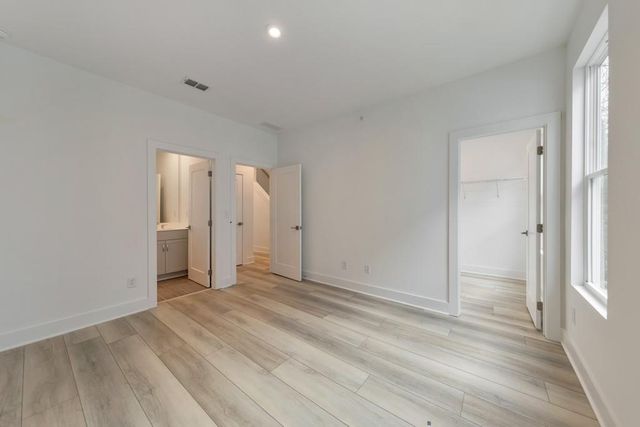 517 Motivation NW Circle, Atlanta, GA 30309