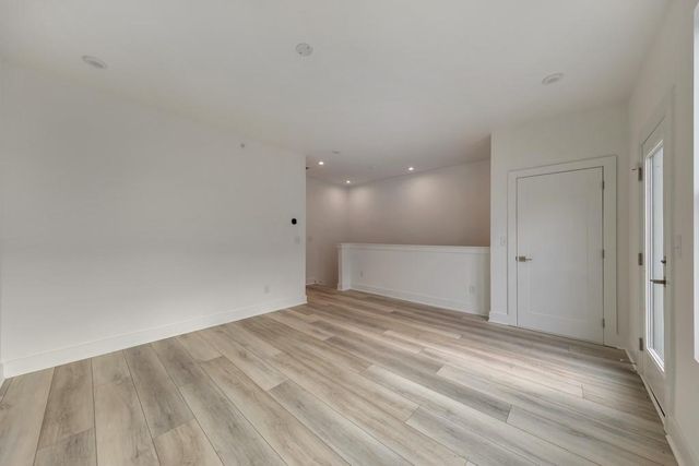 517 Motivation NW Circle, Atlanta, GA 30309