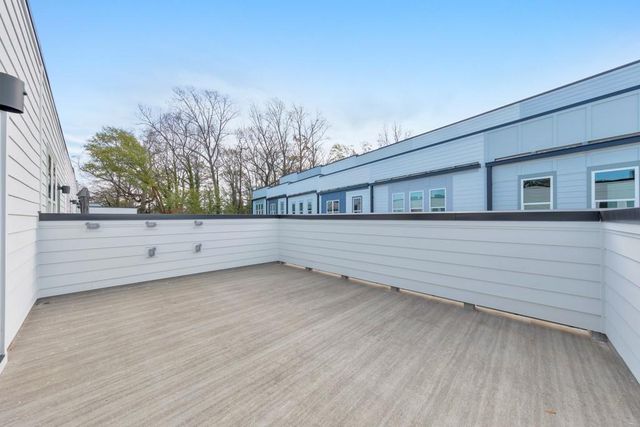 517 Motivation NW Circle, Atlanta, GA 30309