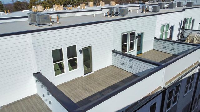 517 Motivation NW Circle, Atlanta, GA 30309