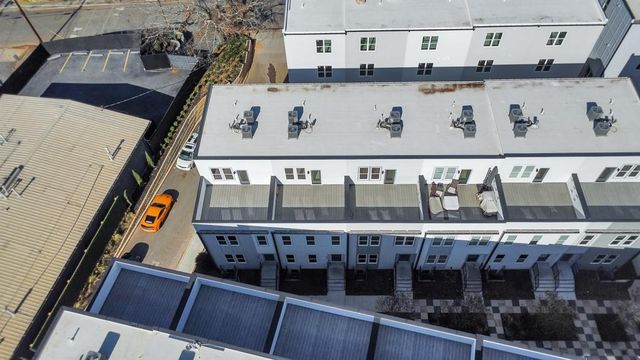 517 Motivation NW Circle, Atlanta, GA 30309