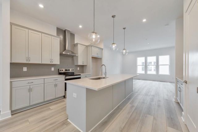 517 Motivation NW Circle, Atlanta, GA 30309