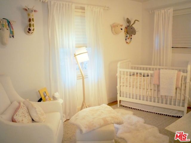 11720 Laurelcrest Drive, Studio City, CA 91604