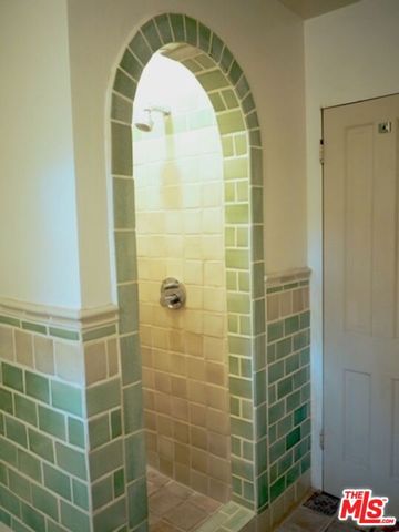 11720 Laurelcrest Drive, Studio City, CA 91604