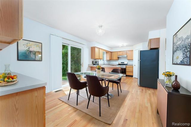 3172 Birchwood Court, Ann Arbor, MI 48105