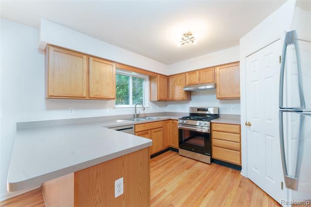 3172 Birchwood Court, Ann Arbor, MI 48105