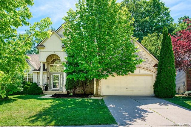 3172 Birchwood Court, Ann Arbor, MI 48105