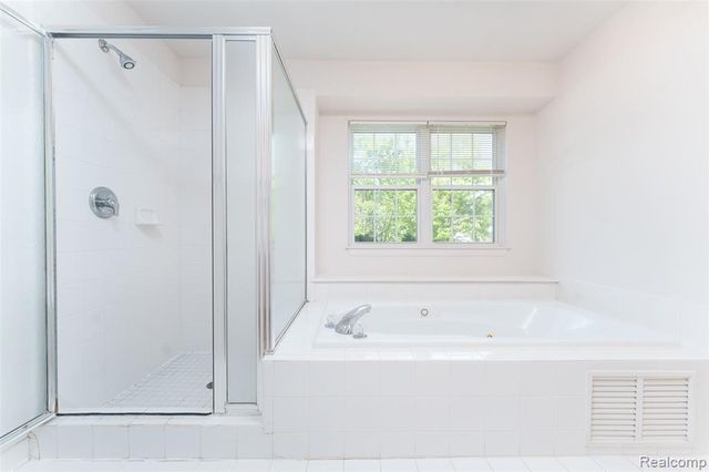3172 Birchwood Court, Ann Arbor, MI 48105