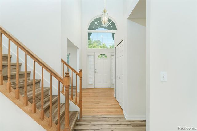 3172 Birchwood Court, Ann Arbor, MI 48105