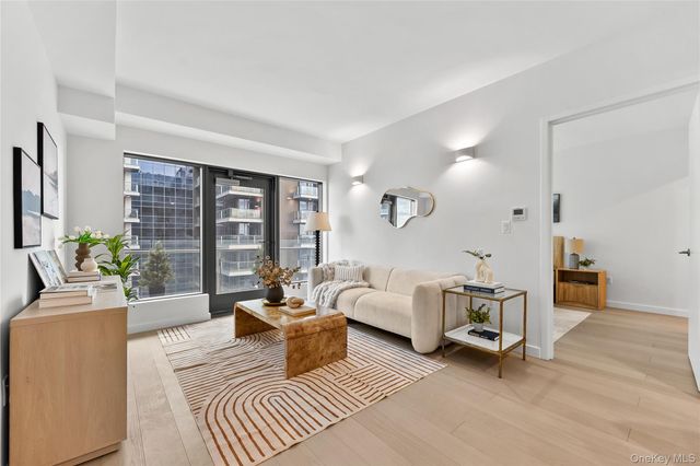 33-71 Prince Street 6A, Flushing, NY 11354