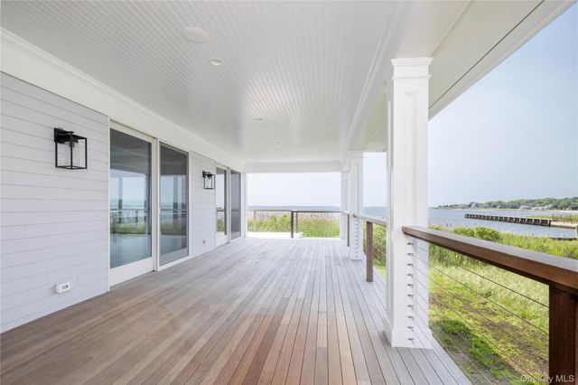 7 Convent Lane, Center Moriches, NY 11934