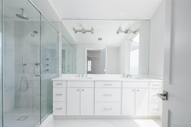 7 Convent Lane, Center Moriches, NY 11934