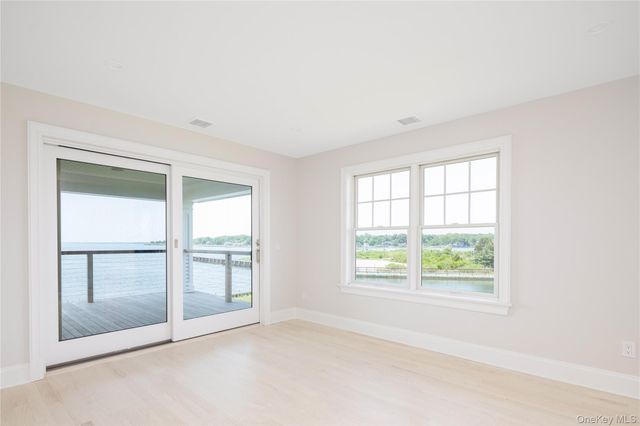 7 Convent Lane, Center Moriches, NY 11934