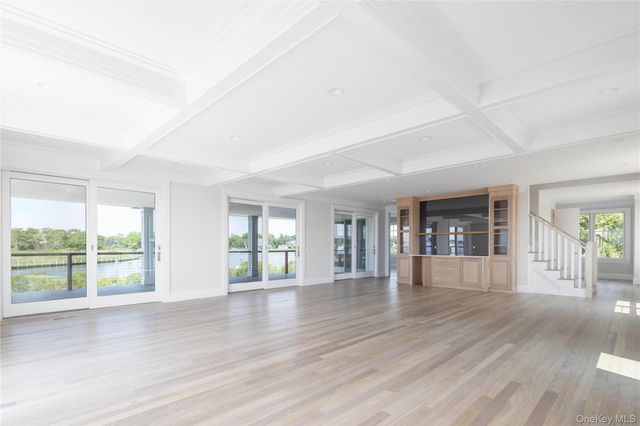 7 Convent Lane, Center Moriches, NY 11934